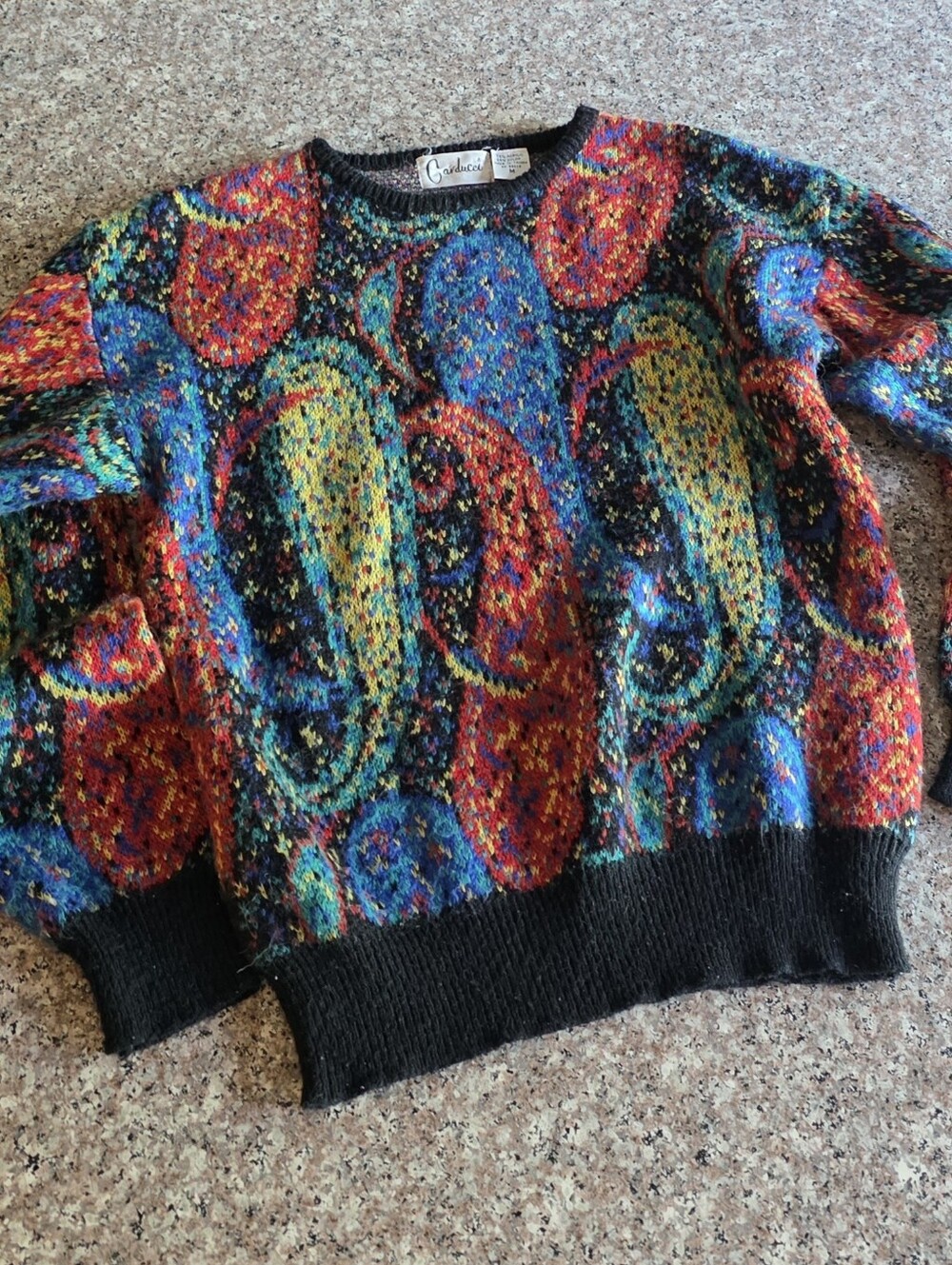 Vintage-Inspired Multicolor Paisley Sweater - Cashmere Blend